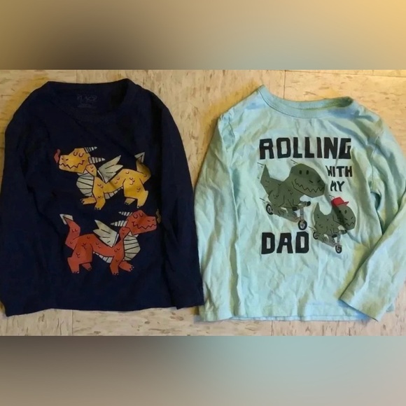 2 Long Sleeve Dinosaur T-Shirts Size 2T - Picture 1 of 5
